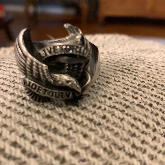 “Live to Ride-Ride to Live”. Men’s Eagle Biker Ring: Size 10 - Picture 6 of 6